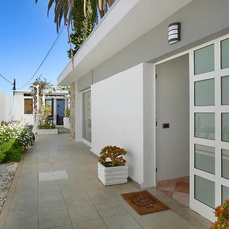 Casa Paraiso *
